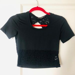 Sexy black lace open back crop top 👸🏻💁🏻‍♀️